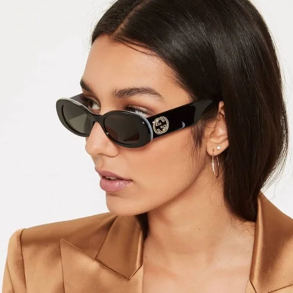 New - GUCCI EYEWEAR GG0517S SUNGLASSES
BLACK & GREY Gucci GG0517S Black/Grey (001) Sunglasses 889652235158| eBay main image 2